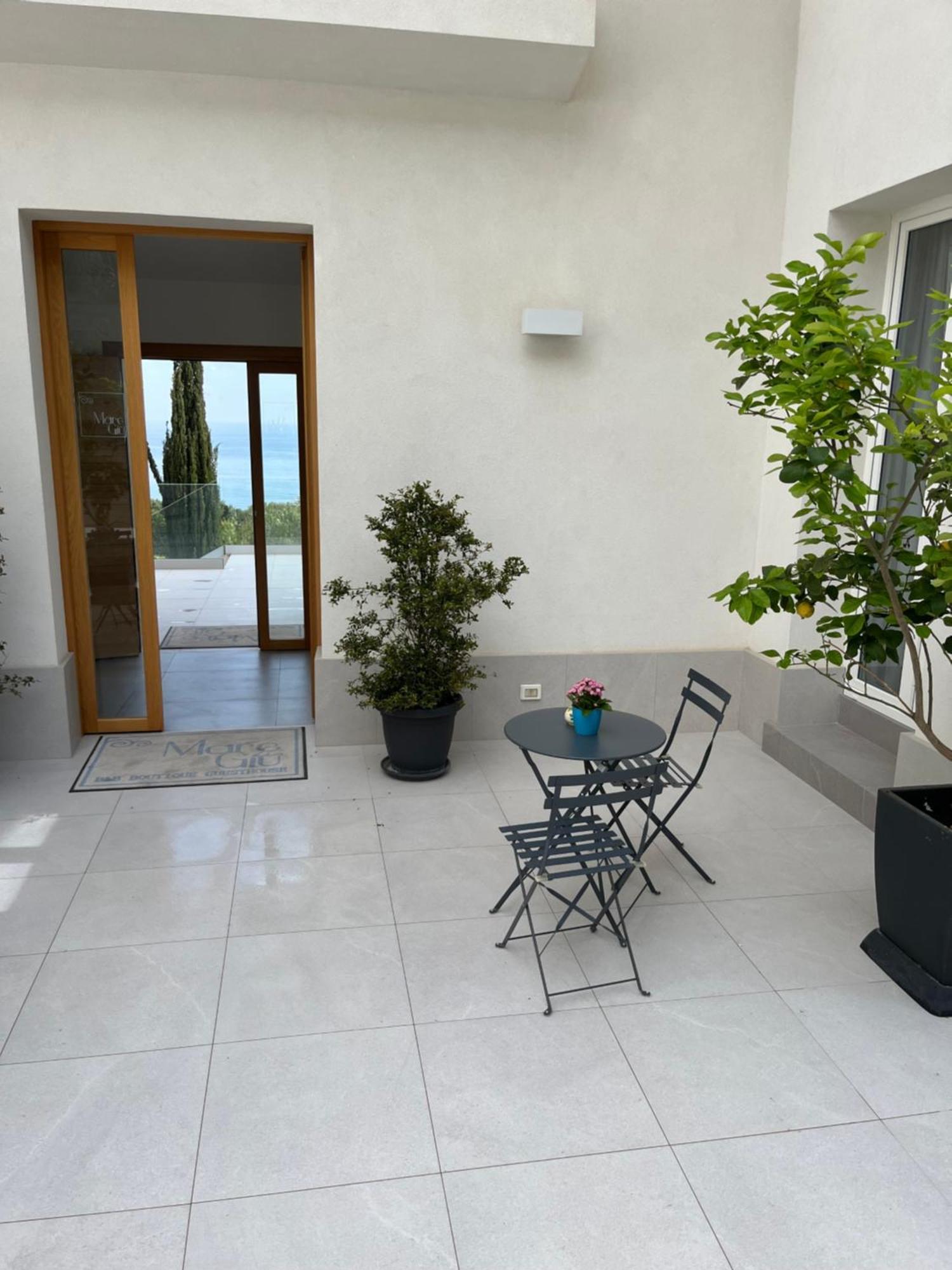 Il Mare Di Giu Boutique Guesthouse Ликата Экстерьер фото