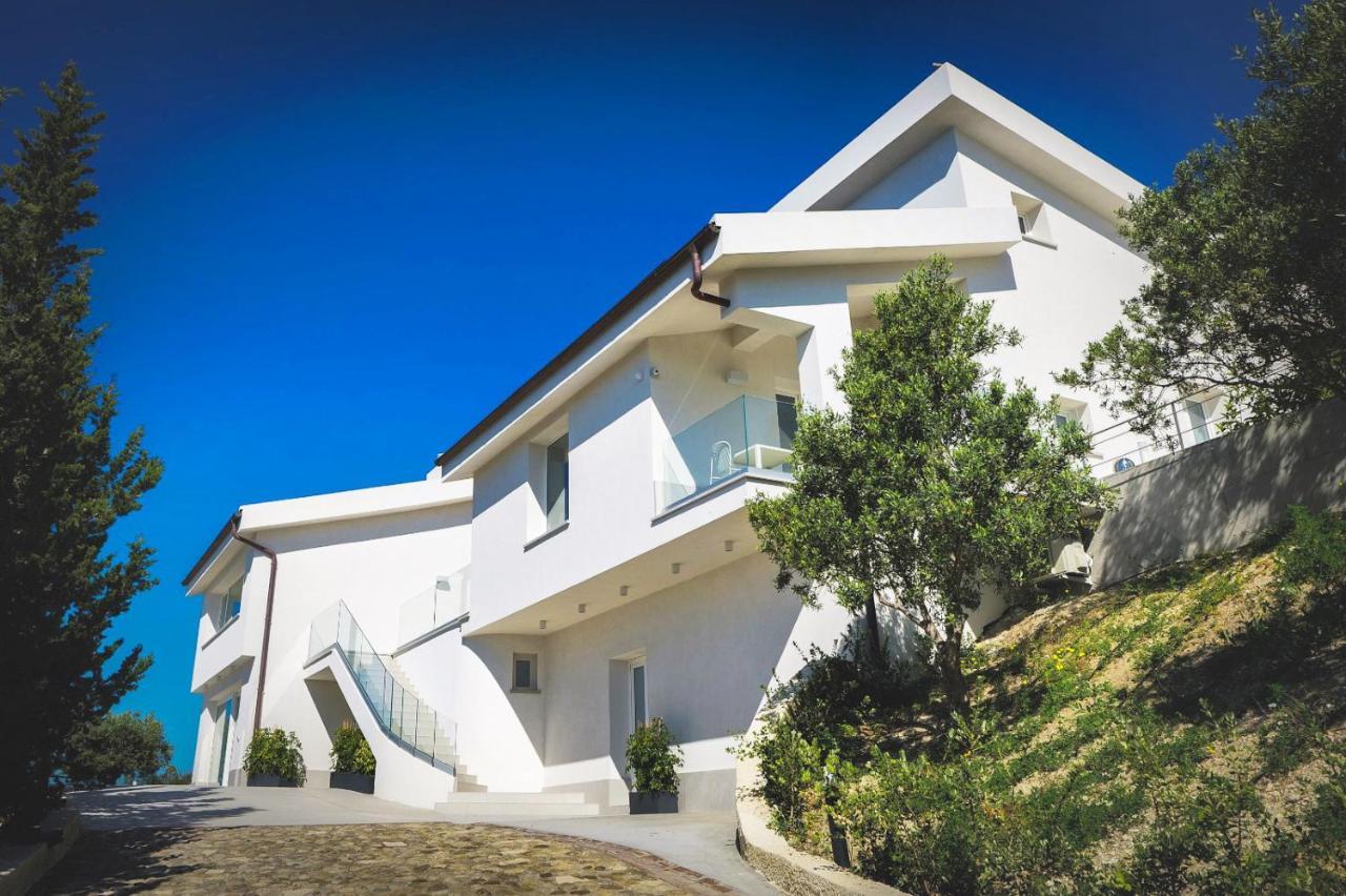 Il Mare Di Giu Boutique Guesthouse Ликата Экстерьер фото