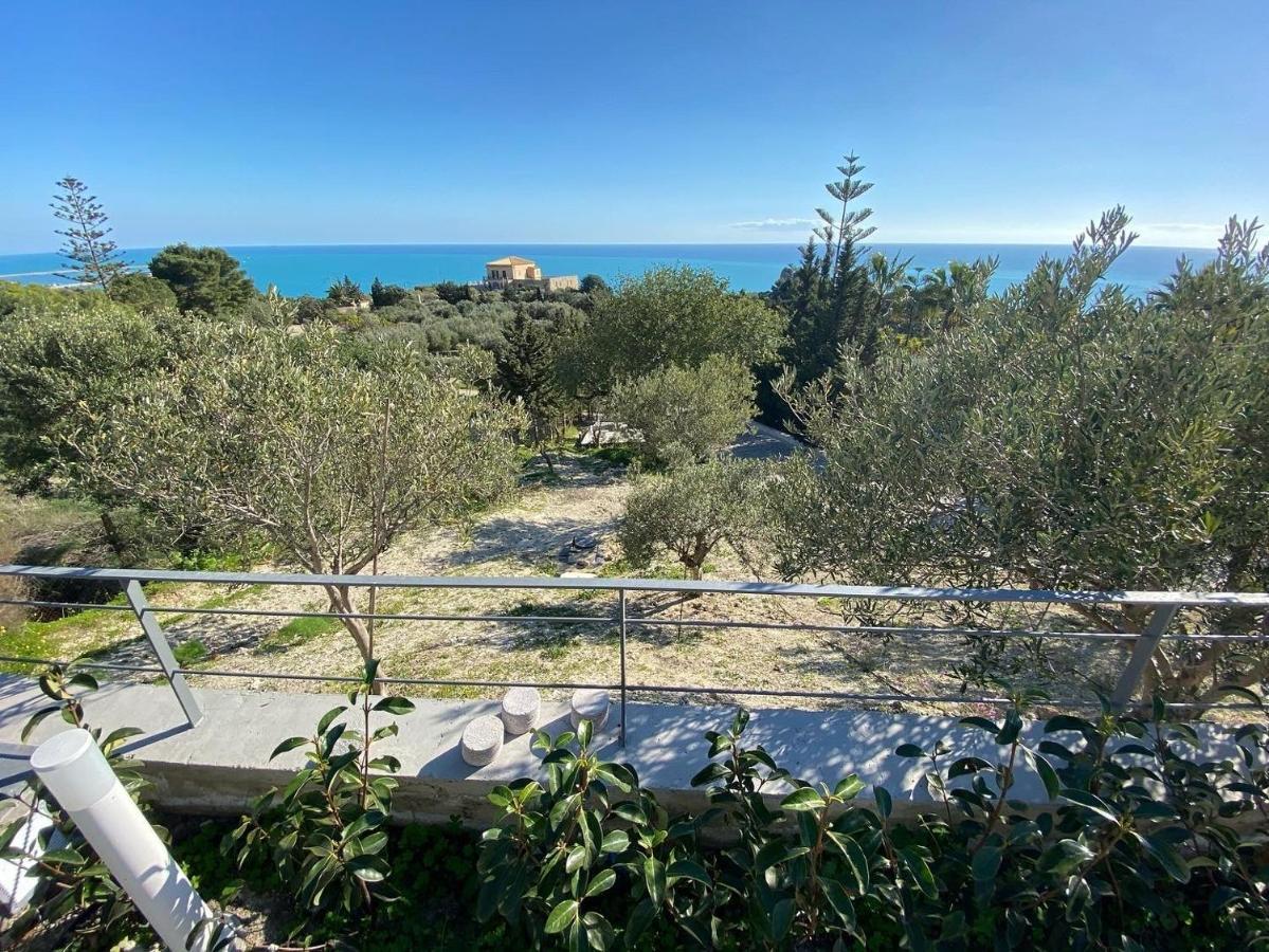 Il Mare Di Giu Boutique Guesthouse Ликата Экстерьер фото
